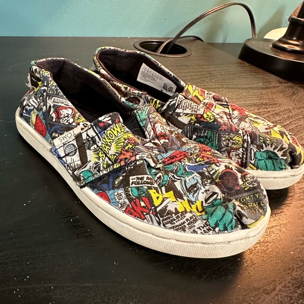 Toms x Marvel - kids shoes - 8
